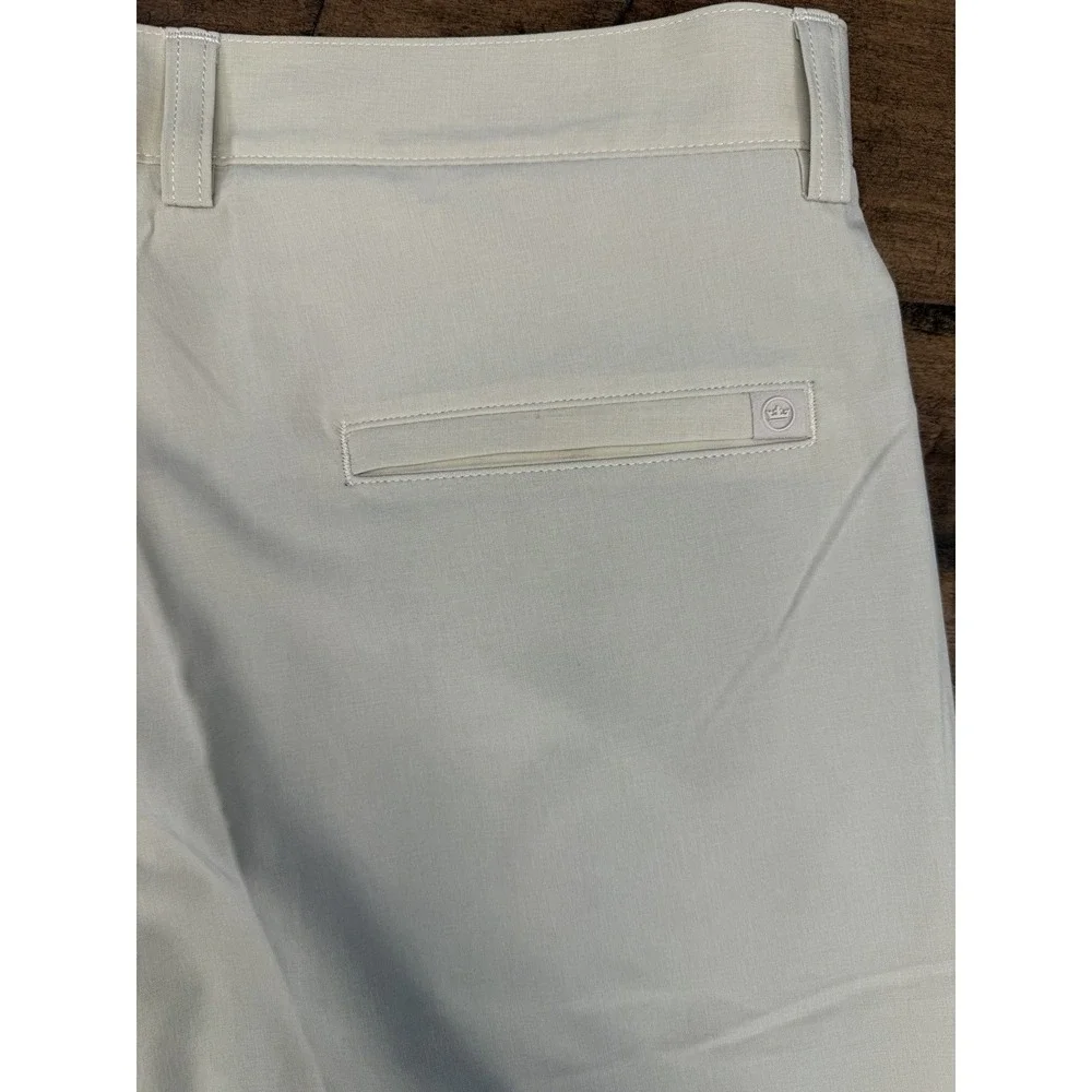 Men's PGA Tour Performance Golf Shorts, Size 40, Beige ,‎ NEW W/TAGS
